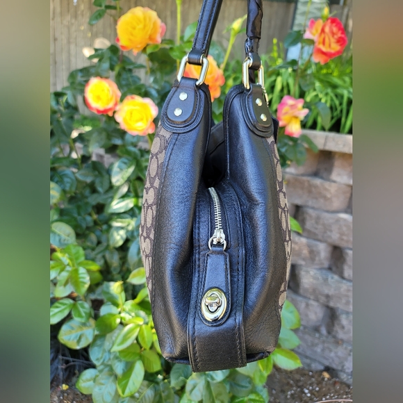 Coach Edie Signature Jacquard Shoulder Bag - Picture 11 of 17